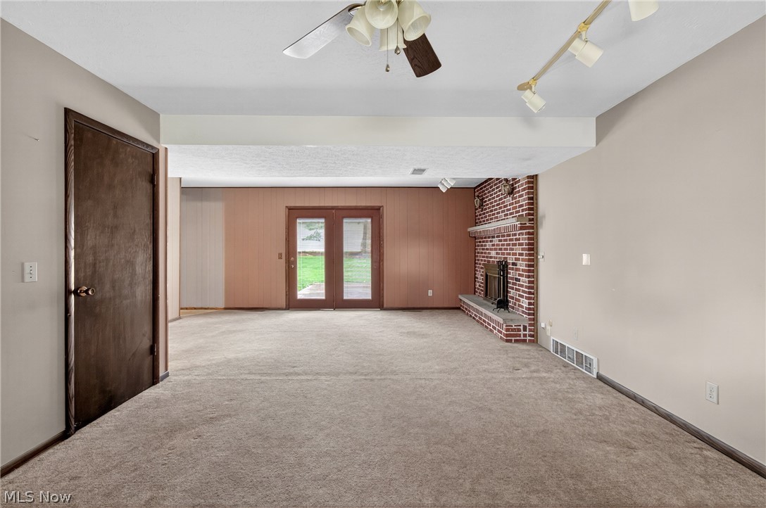 Frances Acres - Residential