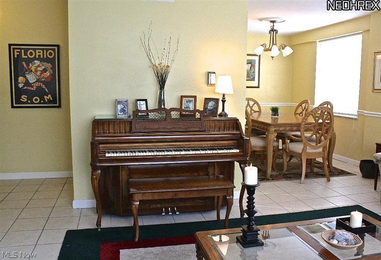 The Lakehouse - Residential