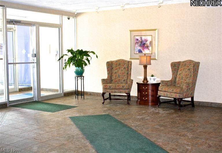 The Lakehouse - Residential