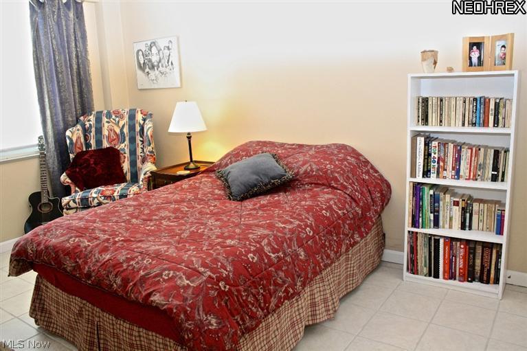 The Lakehouse - Residential