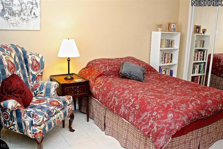 The Lakehouse - Residential