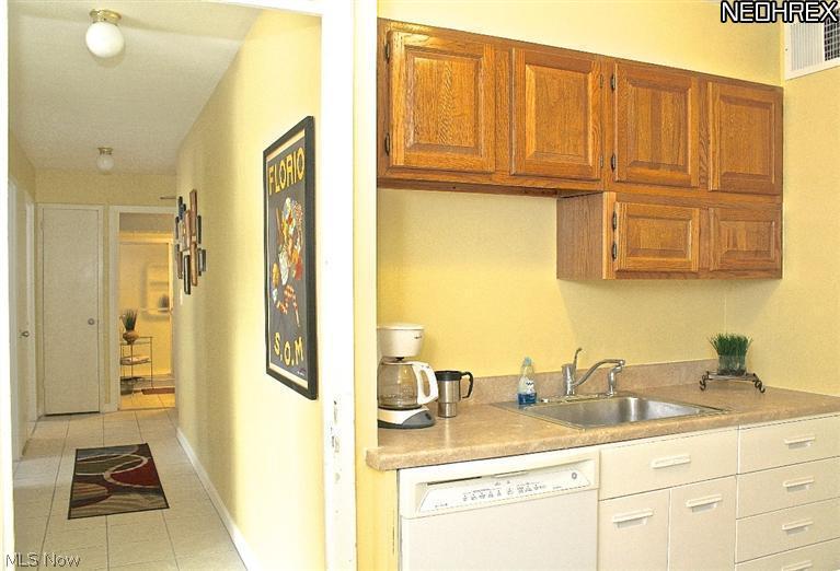 The Lakehouse - Residential