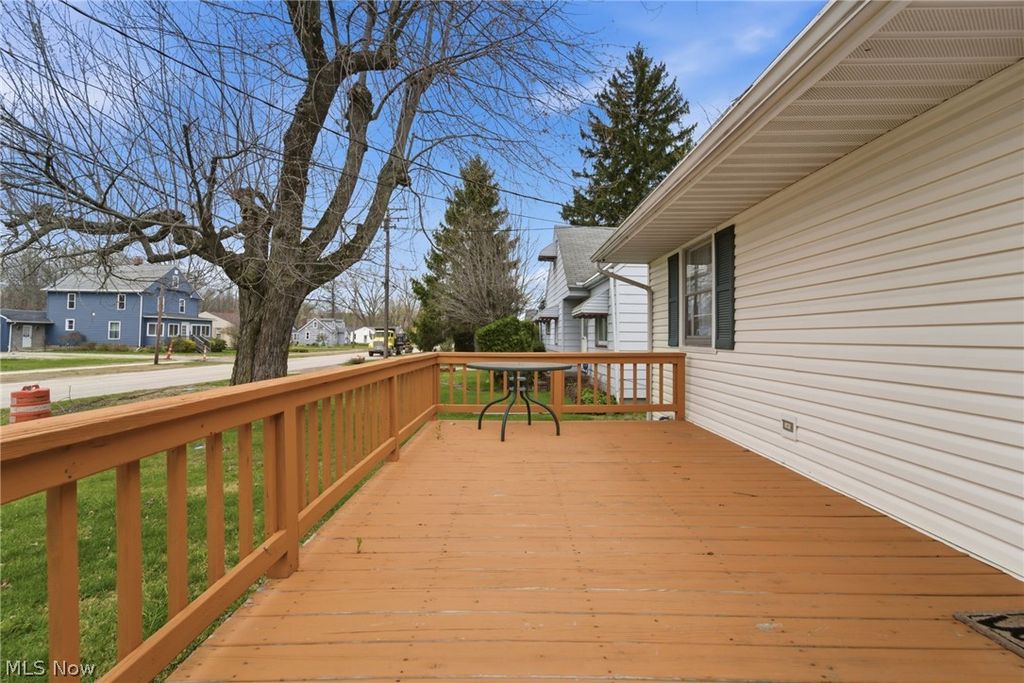 Photo of 2922 Columbus Avenue, Ashtabula, OH 44004 (MLS # 5200727)