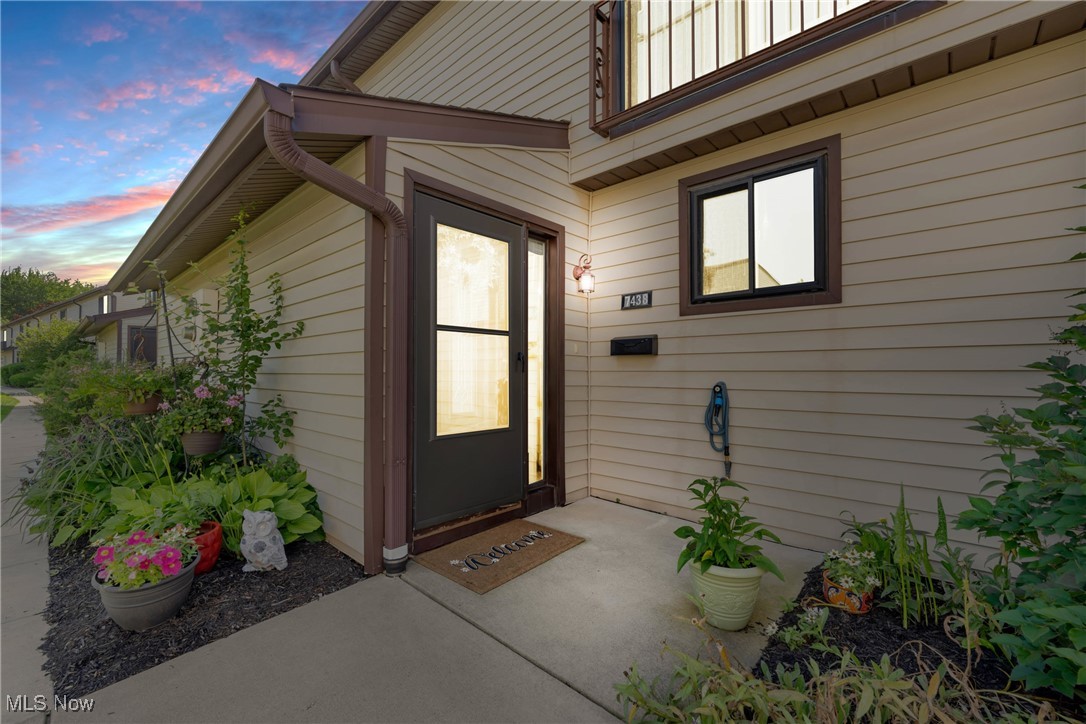 7438 Pine River Court