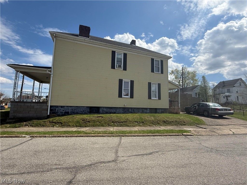 Photo of 1508 Oregon Avenue, Steubenville, OH 43952 (MLS # 5201118)