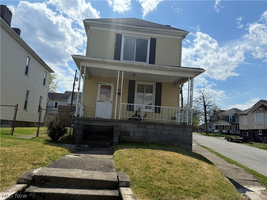Photo of 1508 Oregon Avenue, Steubenville, OH 43952 (MLS # 5201118)