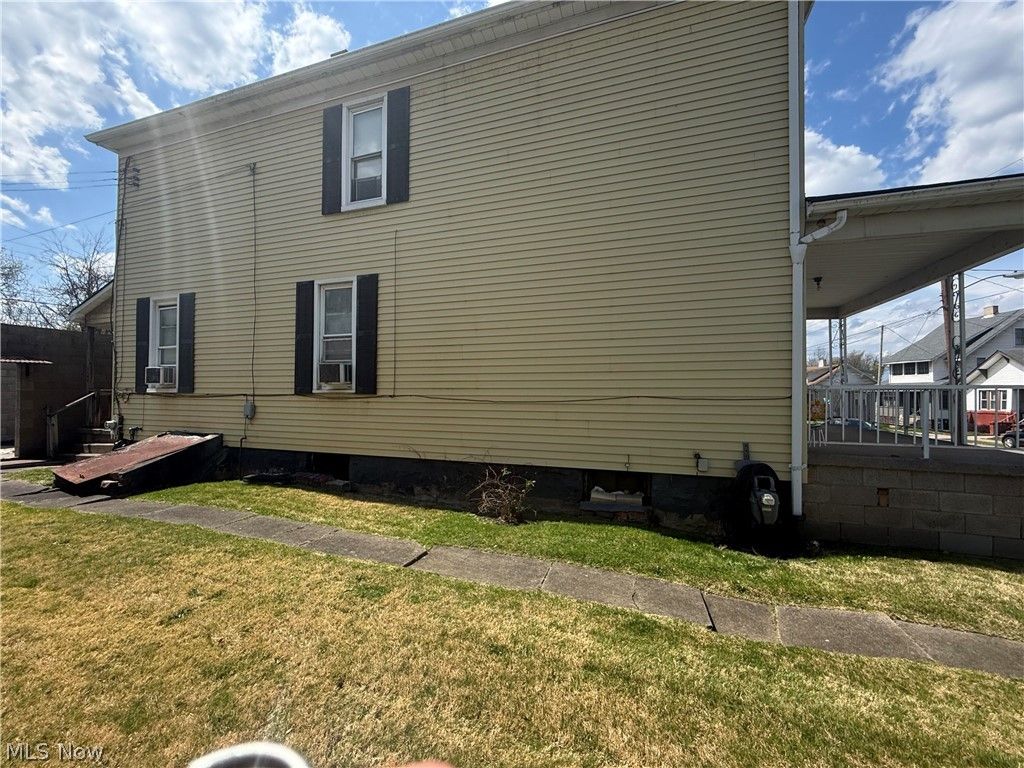 Photo of 1508 Oregon Avenue, Steubenville, OH 43952 (MLS # 5201118)