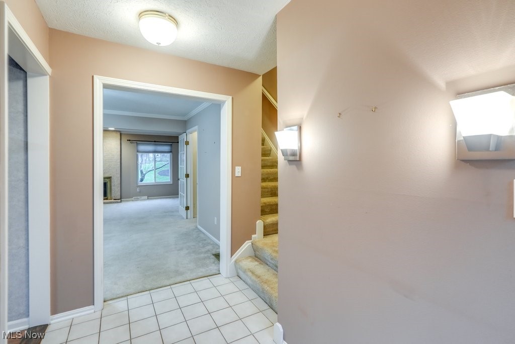 17603 Eastbrook Trail, Chagrin Falls, Ohio image 9