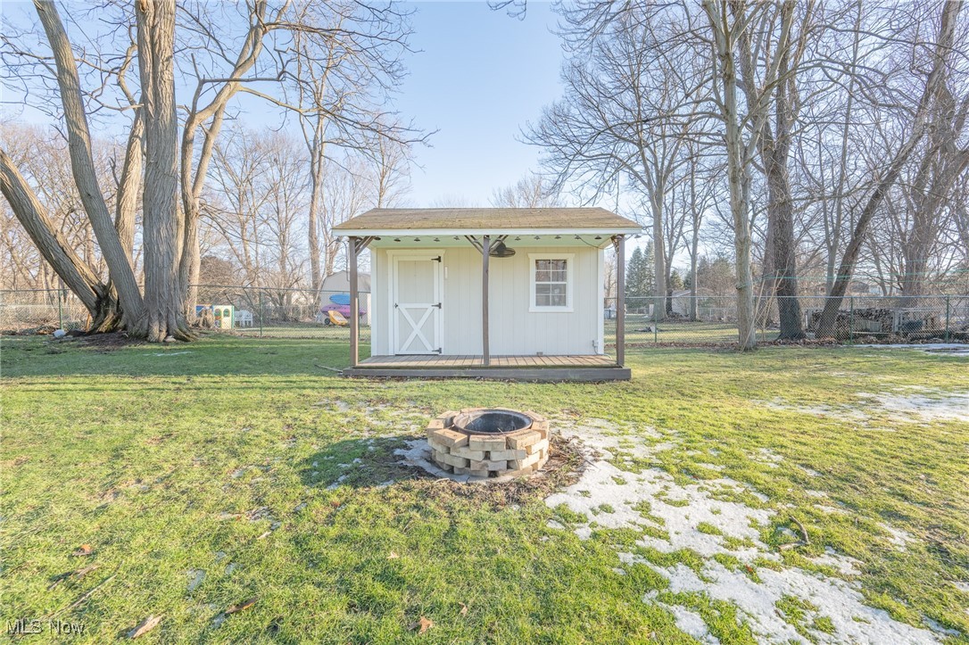2597 Springlake Boulevard, Painesville, Ohio image 35