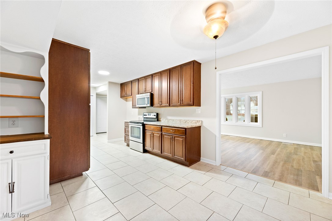 Mentor Grovelands Sub - Residential