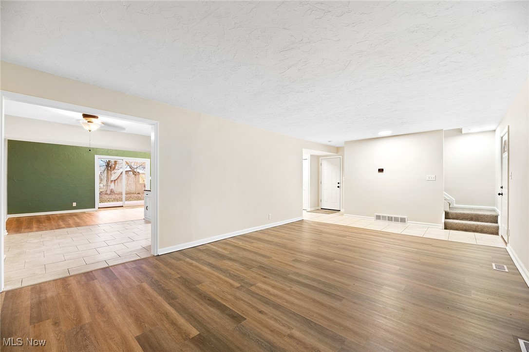 Mentor Grovelands Sub - Residential