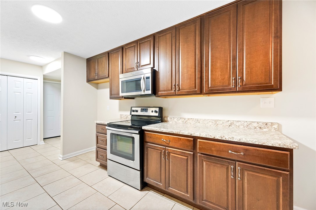 Mentor Grovelands Sub - Residential