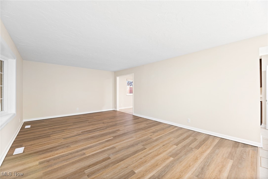 Mentor Grovelands Sub - Residential