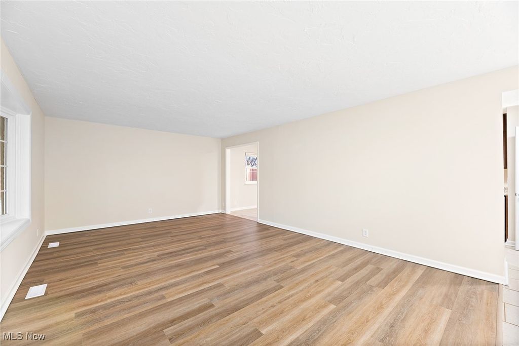 Photo of 6503 Brooks Boulevard, Mentor, OH 44060 (MLS # 5181535)