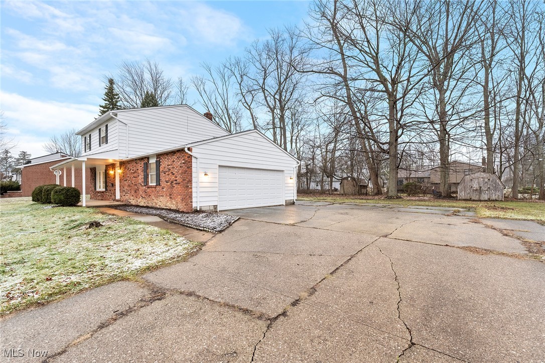 Mentor Grovelands Sub - Residential