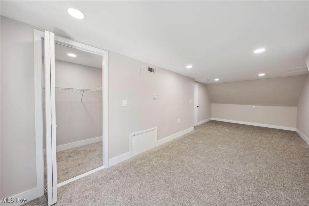 18216 Rockland Avenue, Cleveland, Ohio image 15