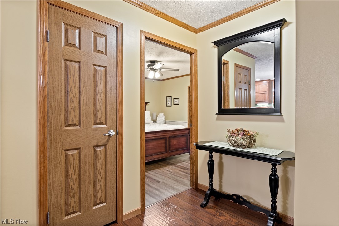 Connecticut Western Reserve La - Residential