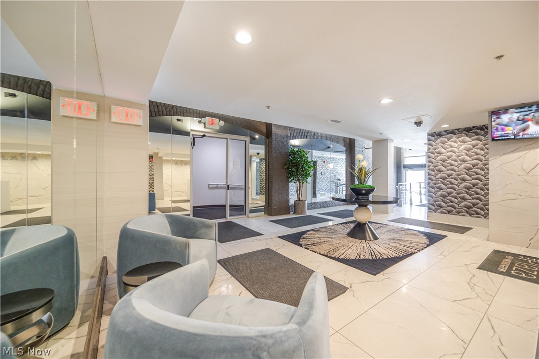 Stonebridge Plaza Condo - Residential