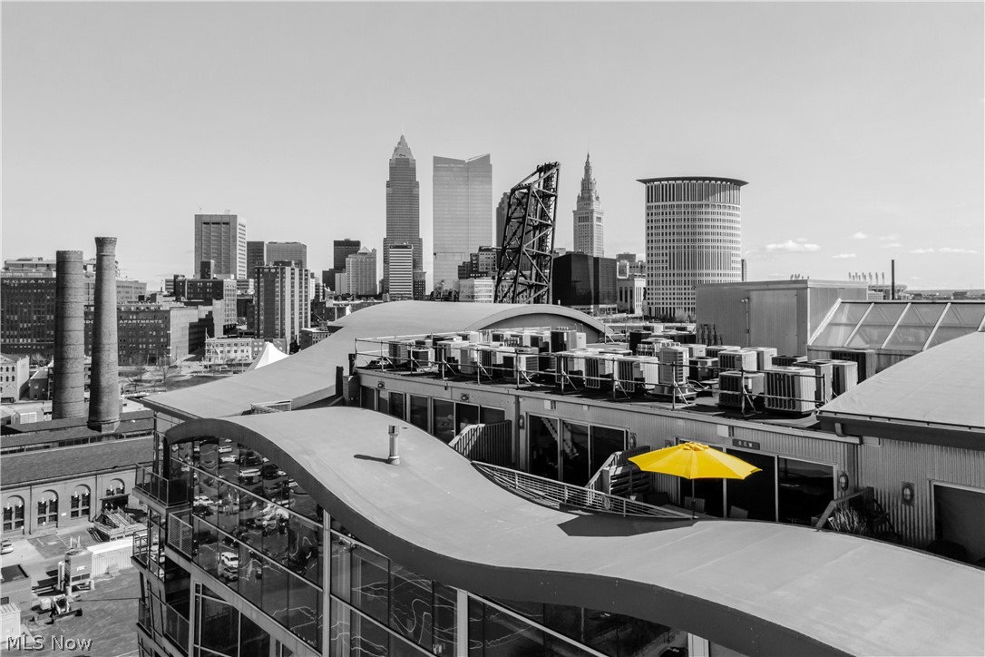 Stonebridge Plaza Condo - Residential