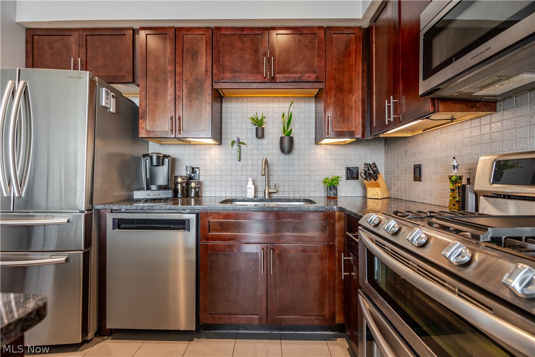 Stonebridge Plaza Condo - Residential