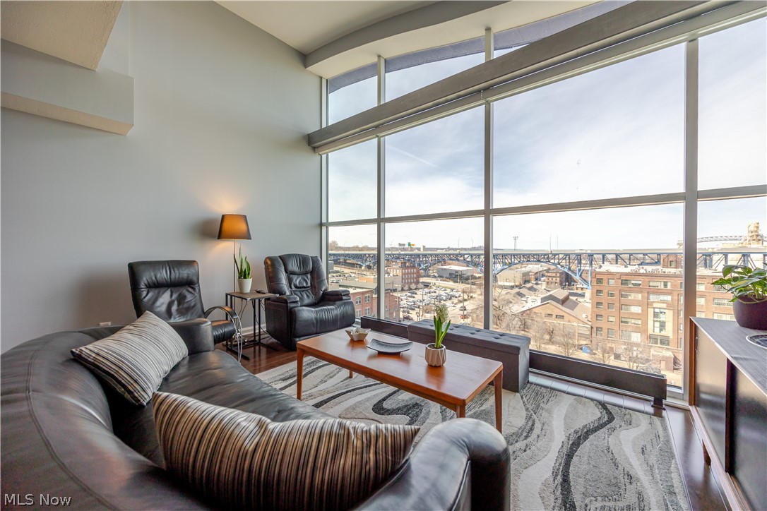 Stonebridge Plaza Condo - Residential