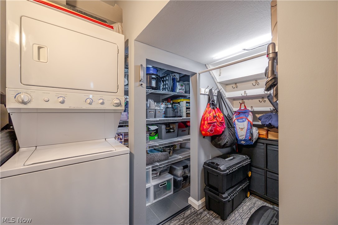 Stonebridge Plaza Condo - Residential