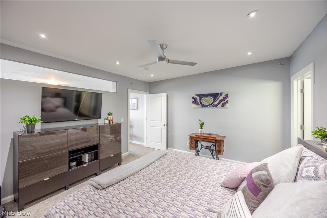 Stonebridge Plaza Condo - Residential