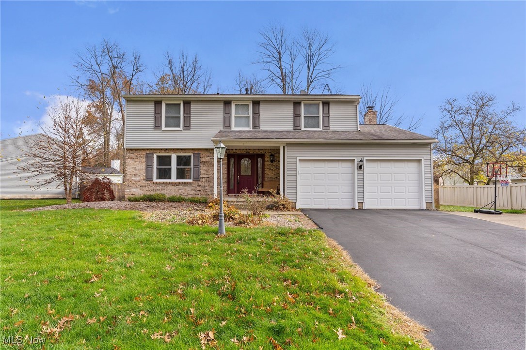 9239 Briarbrook Drive, Warren, Ohio image 1