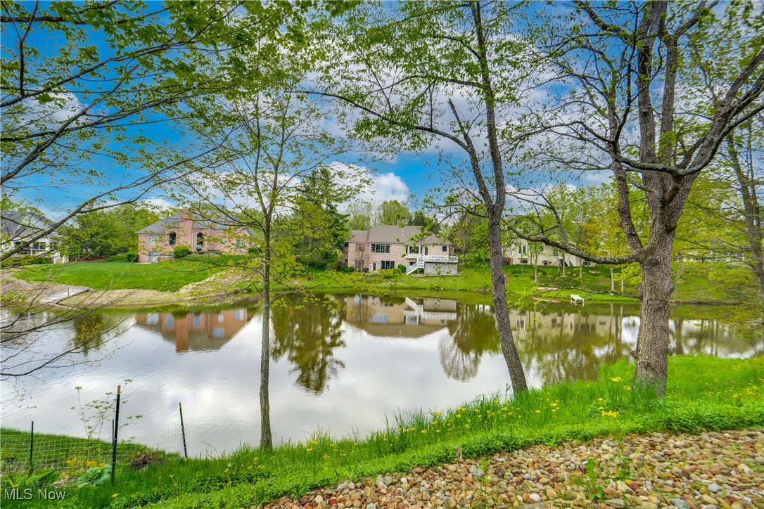 4151 Bentwood Trail, Medina, Ohio image 10