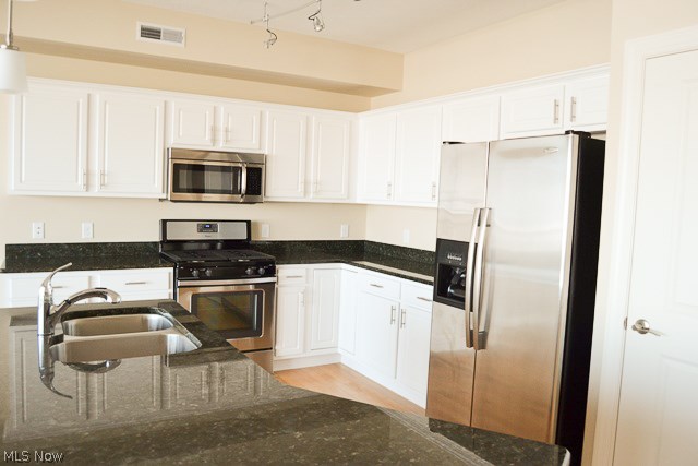 Larimar Condos Ph 01 - Residential