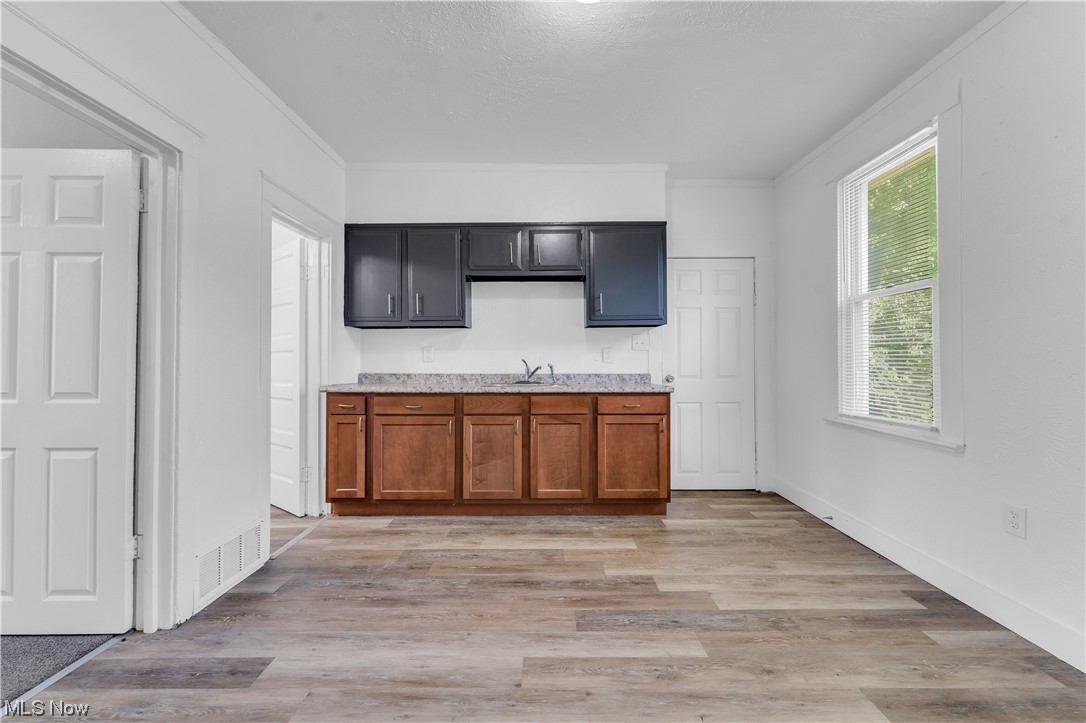 O W Staffolds - Residential