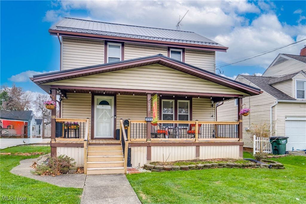 Photo of 808 29th Street NE, Canton, OH 44714 (MLS # 5175992)