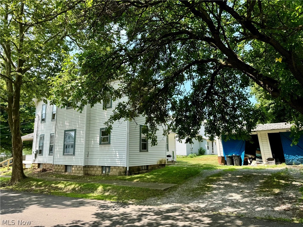 North Ashland - Residential Income