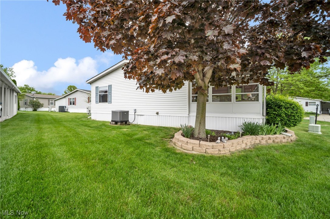 44 Periwinkle Drive, Olmsted Falls, Ohio image 7
