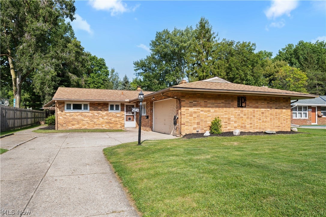 2540 Brantwood Drive