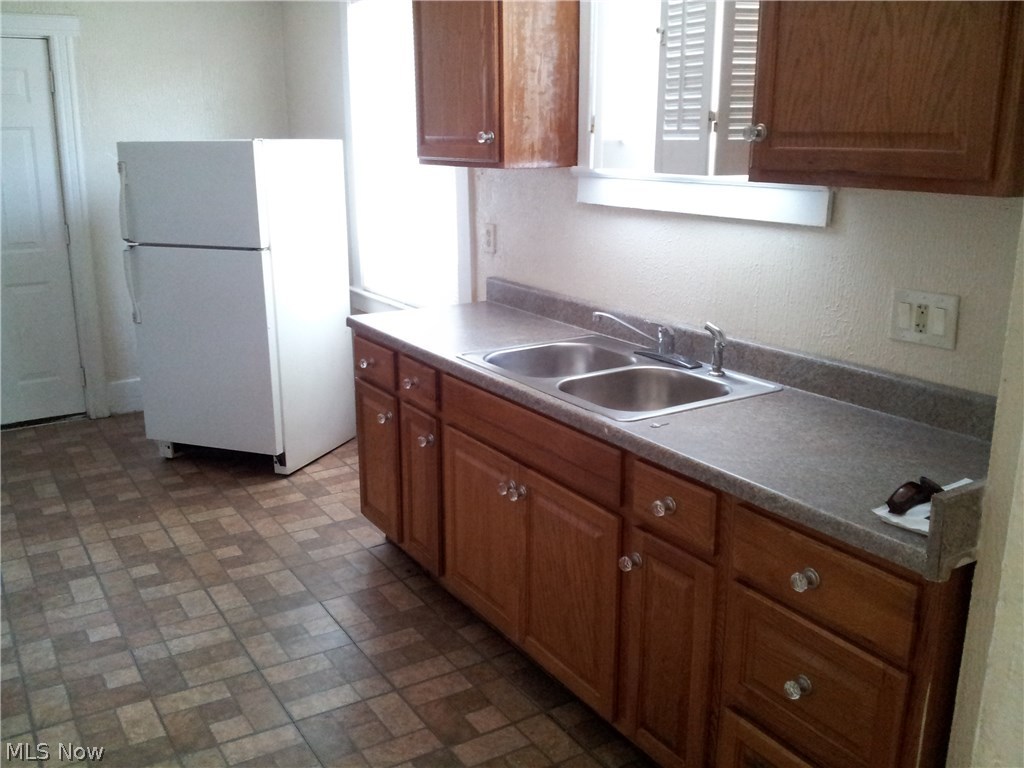 Edwards - Residential Lease