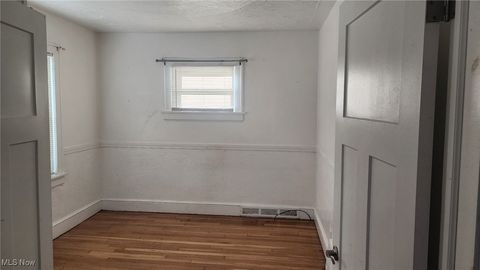 Tiny photo for 853 Russell Avenue, Akron, OH 44307 (MLS # 5179434)