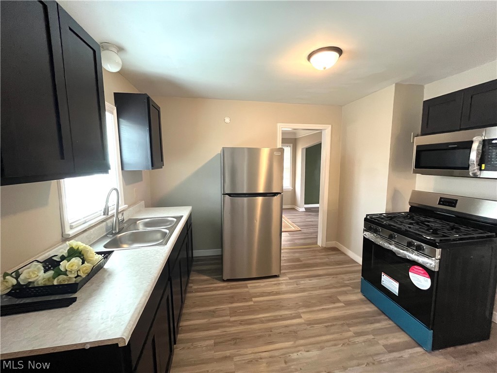 S H Klienman Realty Cos Shake - Residential