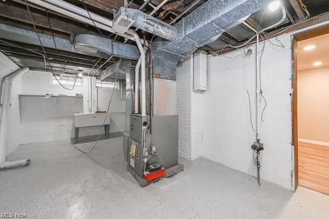 S H Klienman Realty Cos Shake - Residential