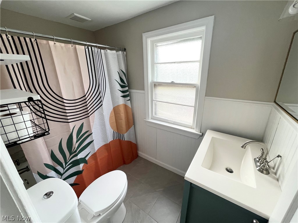 S H Klienman Realty Cos Shake - Residential