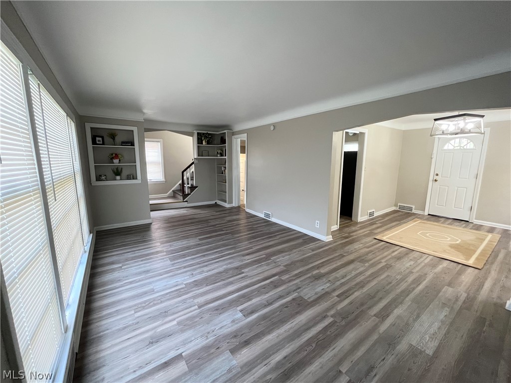 S H Klienman Realty Cos Shake - Residential