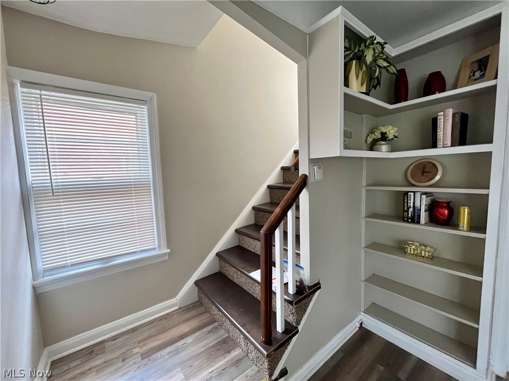 S H Klienman Realty Cos Shake - Residential