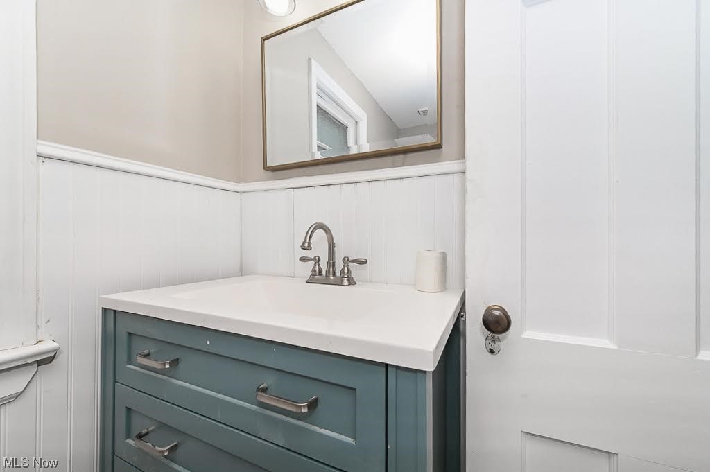 S H Klienman Realty Cos Shake - Residential