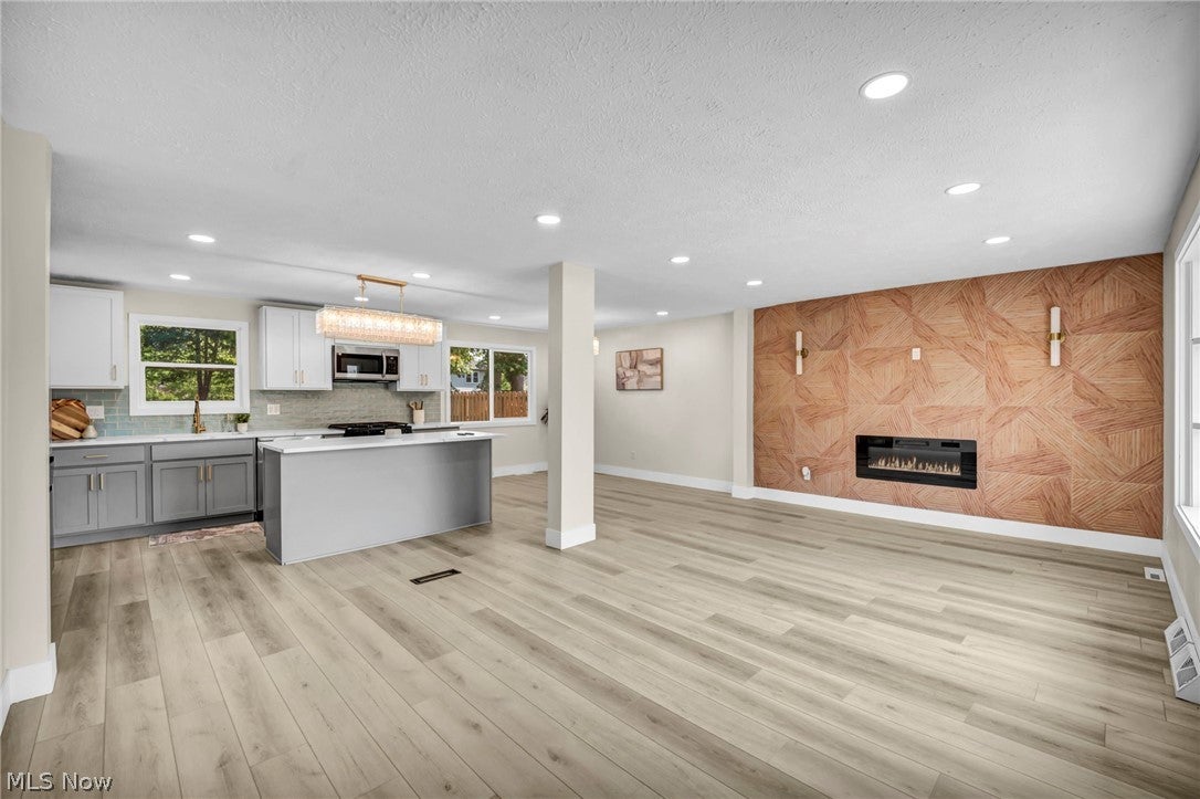 5616 Thoreau Drive