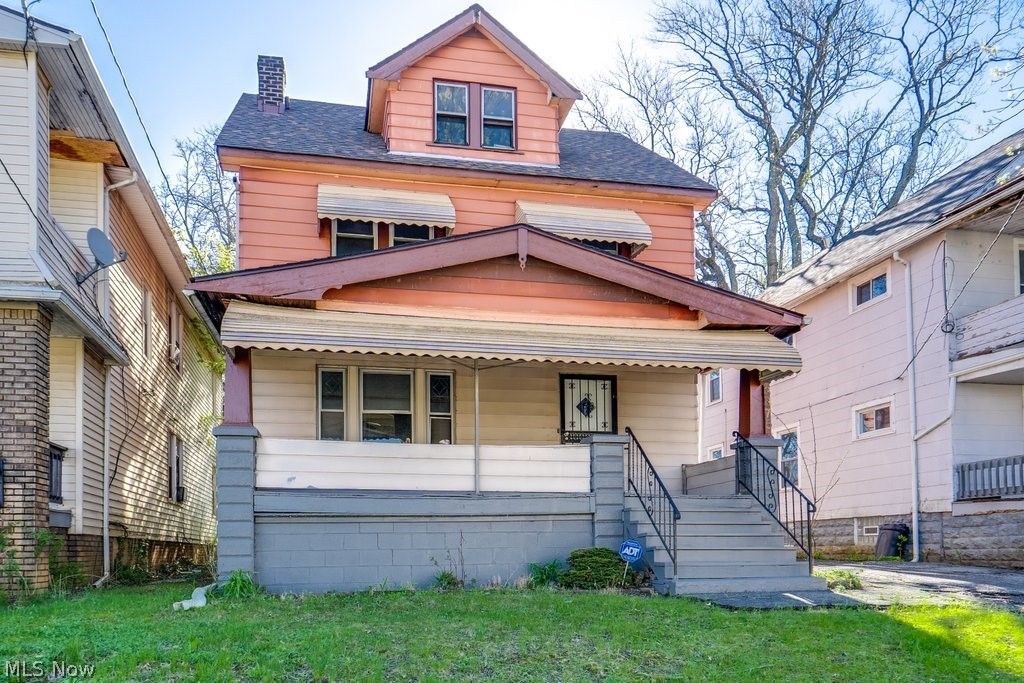 Photo of 3375 E 113th Street, Cleveland, OH 44104 (MLS # 5203181)