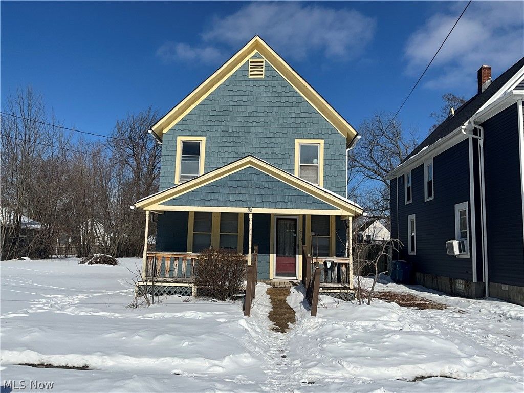 Photo of 1218 W 9th Street, Lorain, OH 44052 (MLS # 5187488)