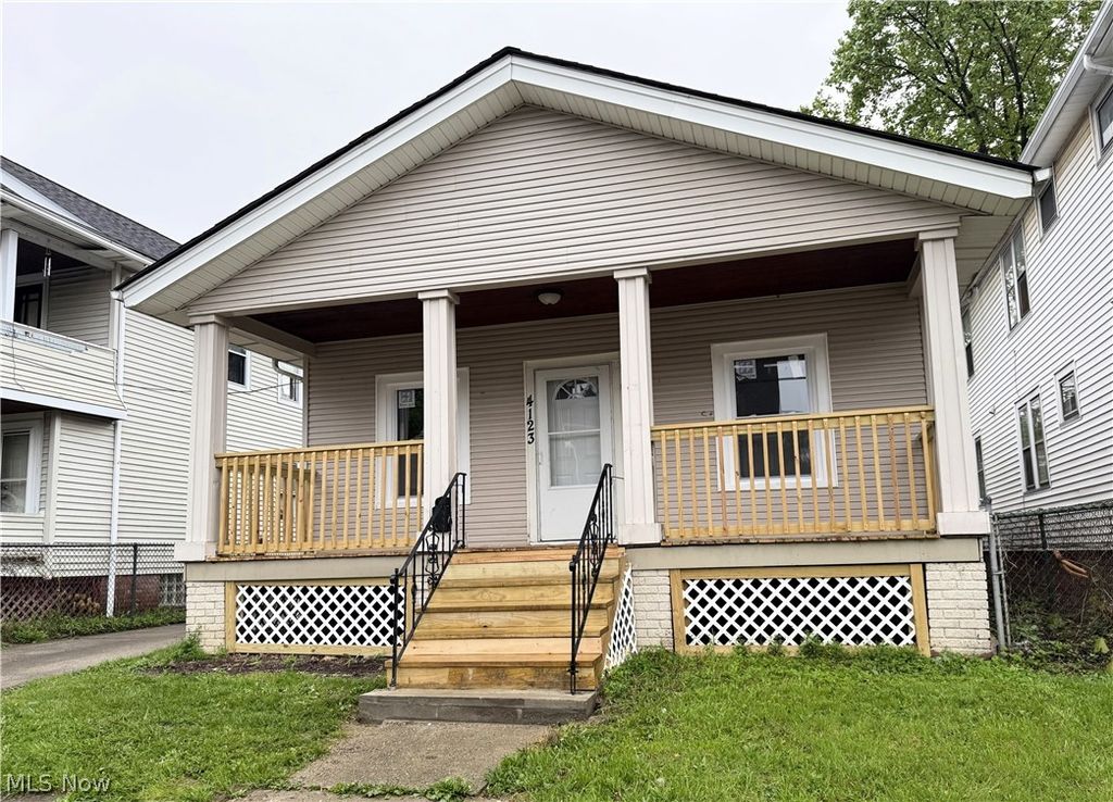 Photo of 4123 Clybourne Avenue, Cleveland, OH 44109 (MLS # 5202803)