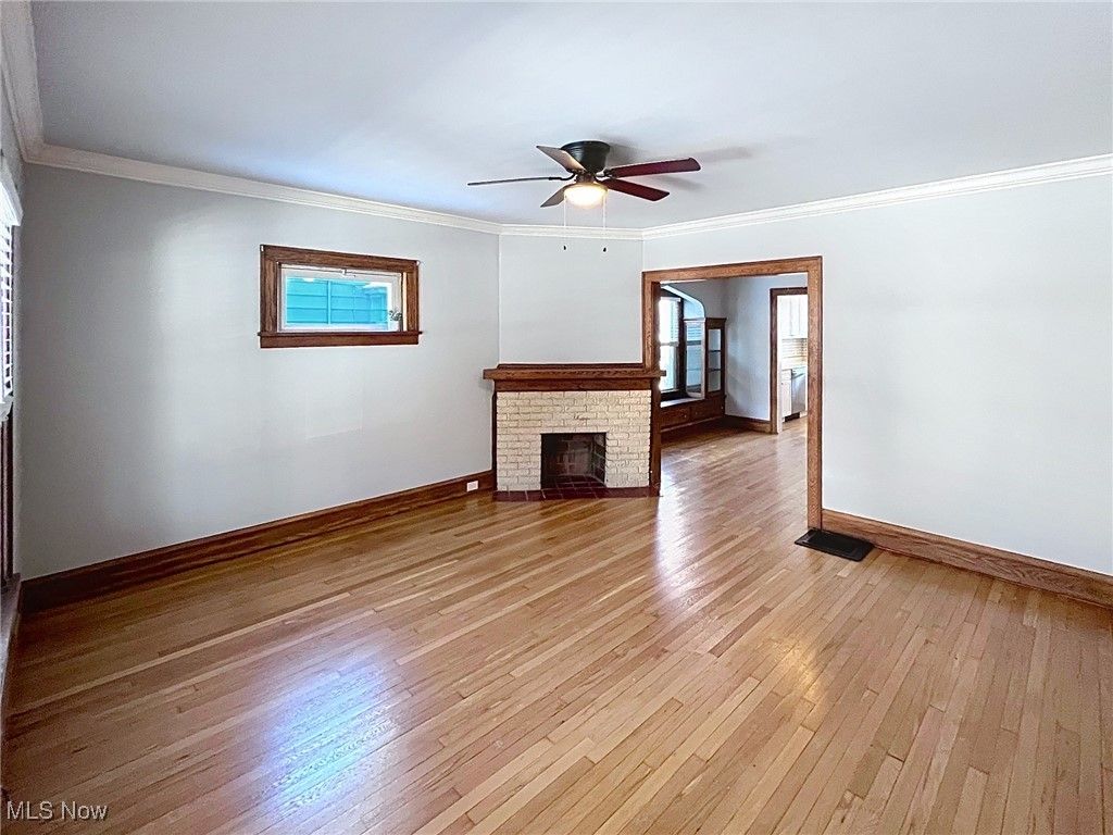 Photo of 1307 Edanola Avenue, Lakewood, OH 44107 (MLS # 5182211)