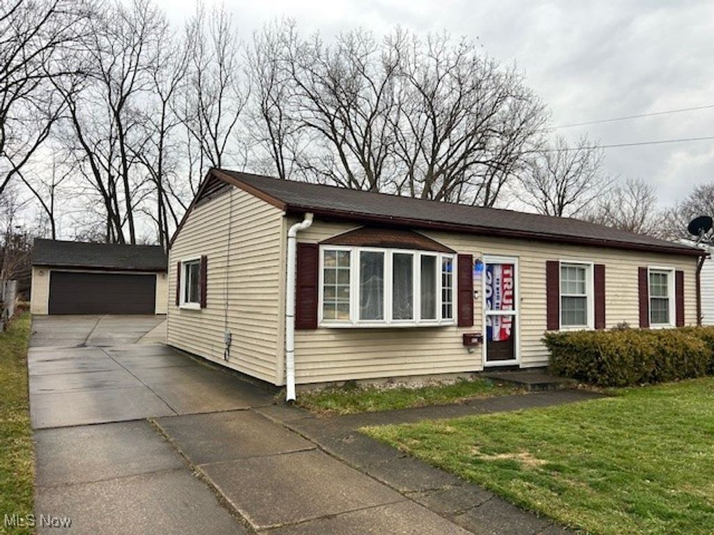Photo of 452 N Rocky River Drive, Berea, OH 44017 (MLS # 5181331)