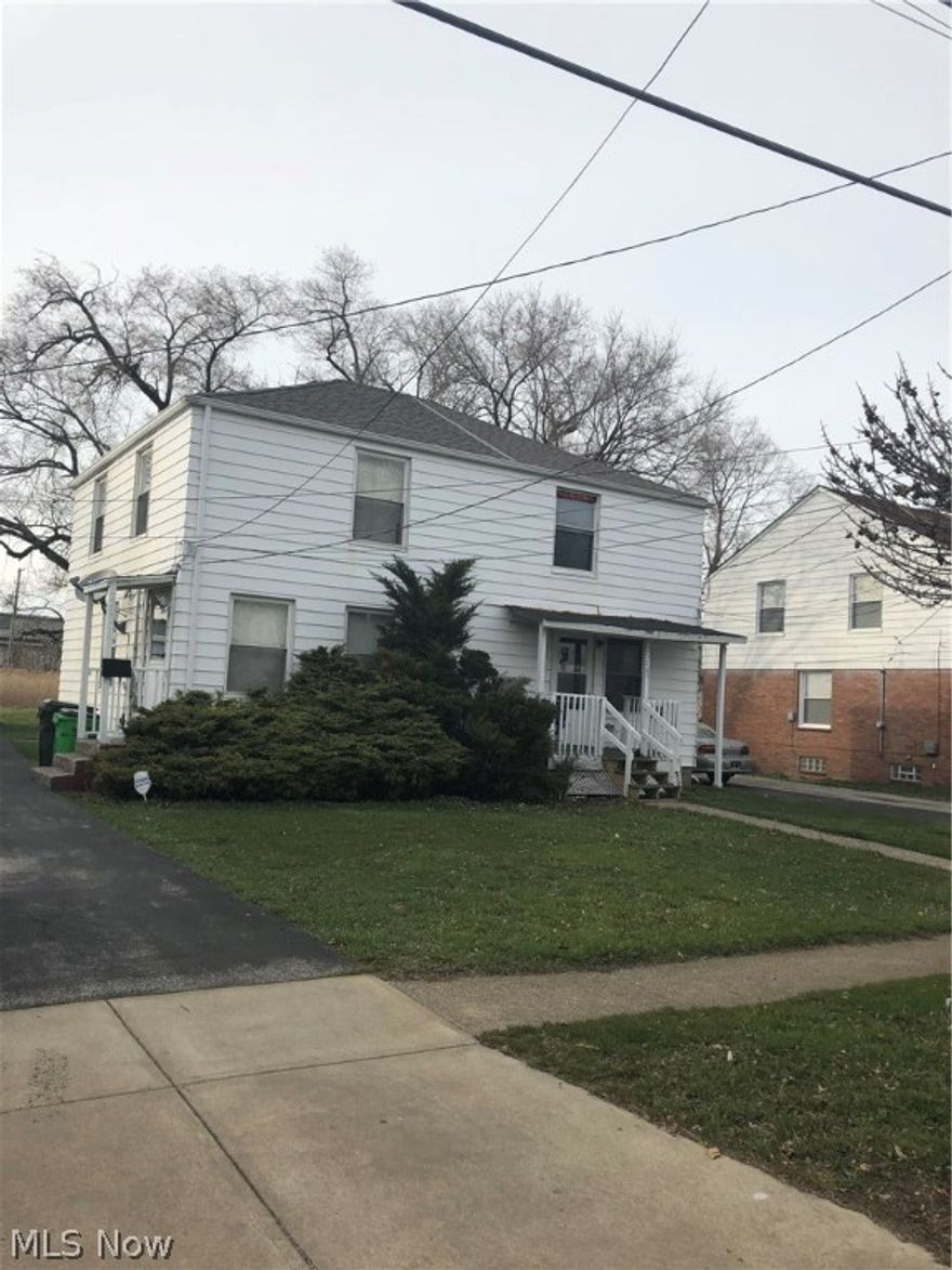 Take advantage of this cash flow with this attached single family that's now available in the Euclid area. Recently rehabbed, brand new roof (Replaced 3/2018)... Violation free! This property is occupied with great tenants that's willing to stay. No Need to Wait... Schedule your Showing Today!!!